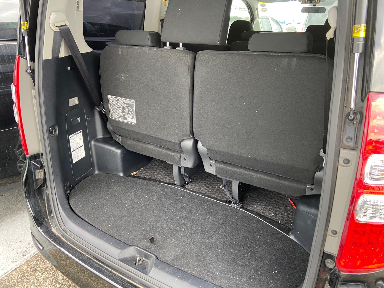 2012 Toyota Noah